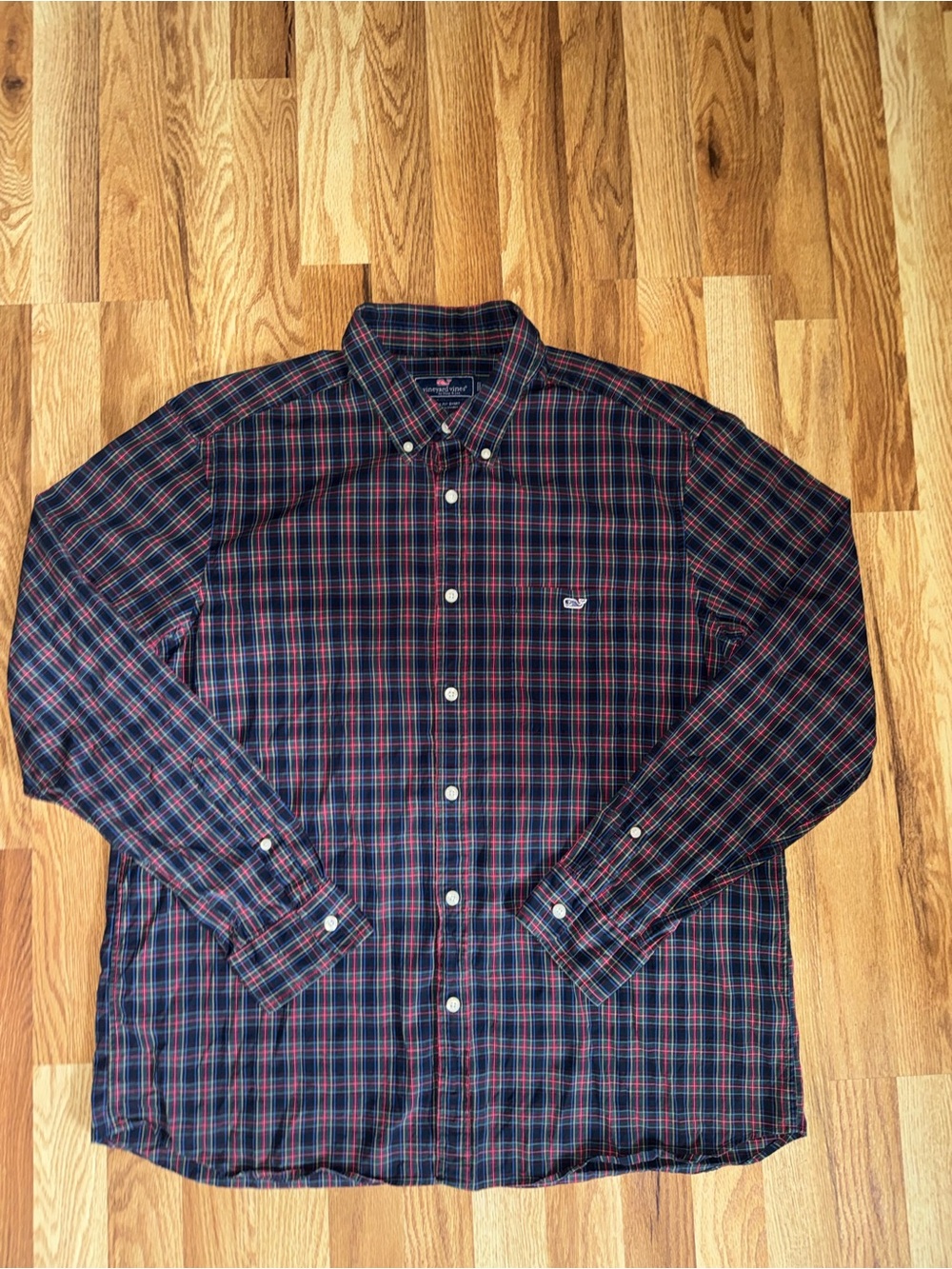 Vineyard Vines Men’s XL Navy & Red Plaid Button Down Shirt Whale Logo